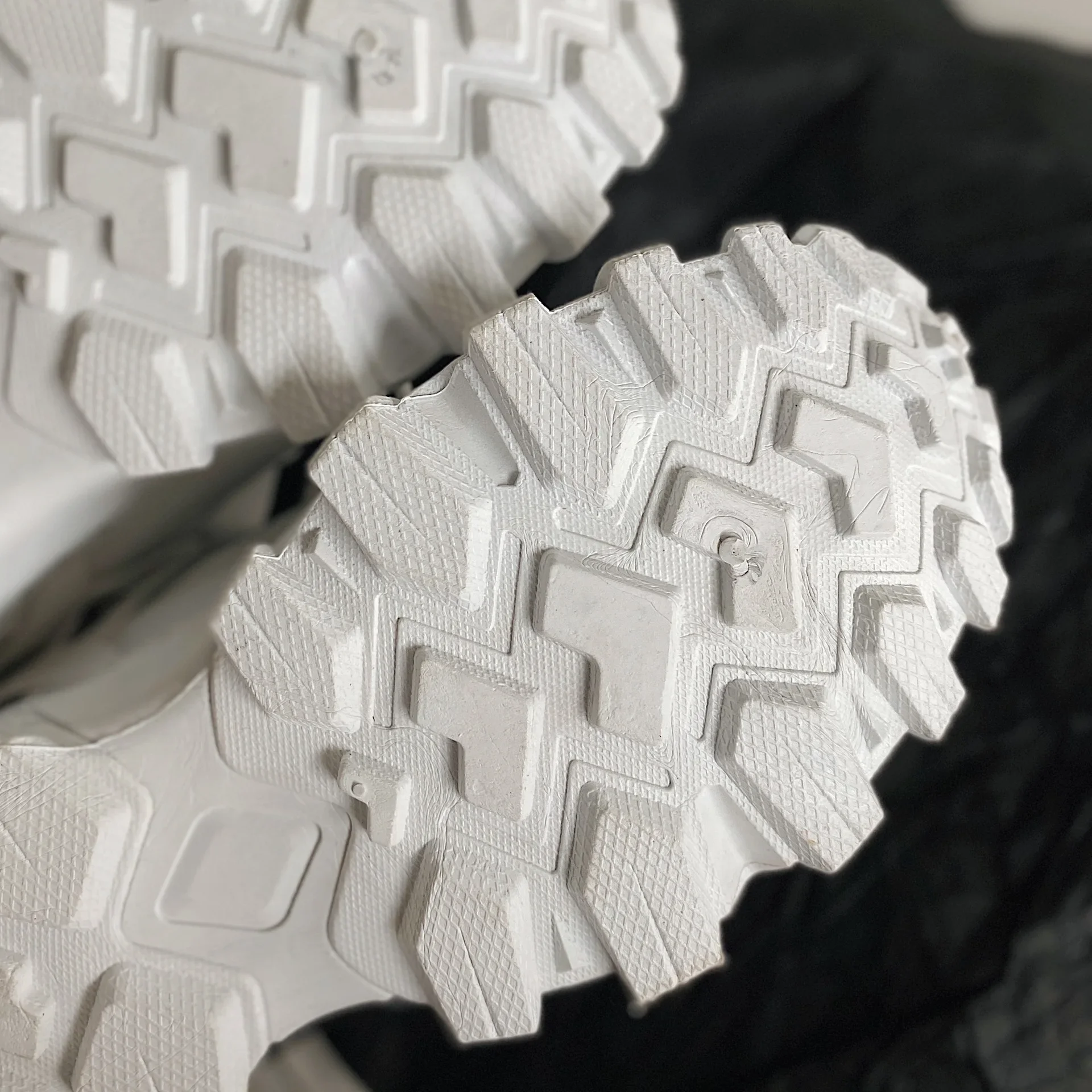 Men Sneakers Designer Brand Platform Casual Shoes Man 2024 Height Increase Chunky Skateboard Footwear Tenis Masculino Zapatillas