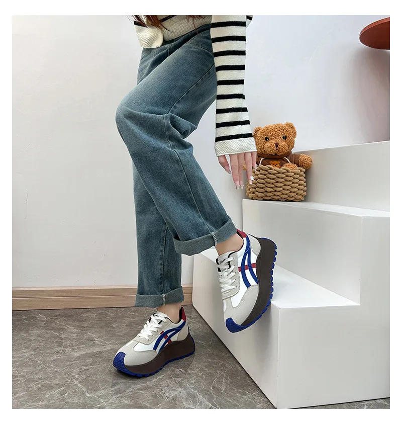 Women Sneakers Korean Thick Sole 2024 Autumn New Student Running Shoes Height Increasing Casual Lace Up Anti Slip Comfort Shoes