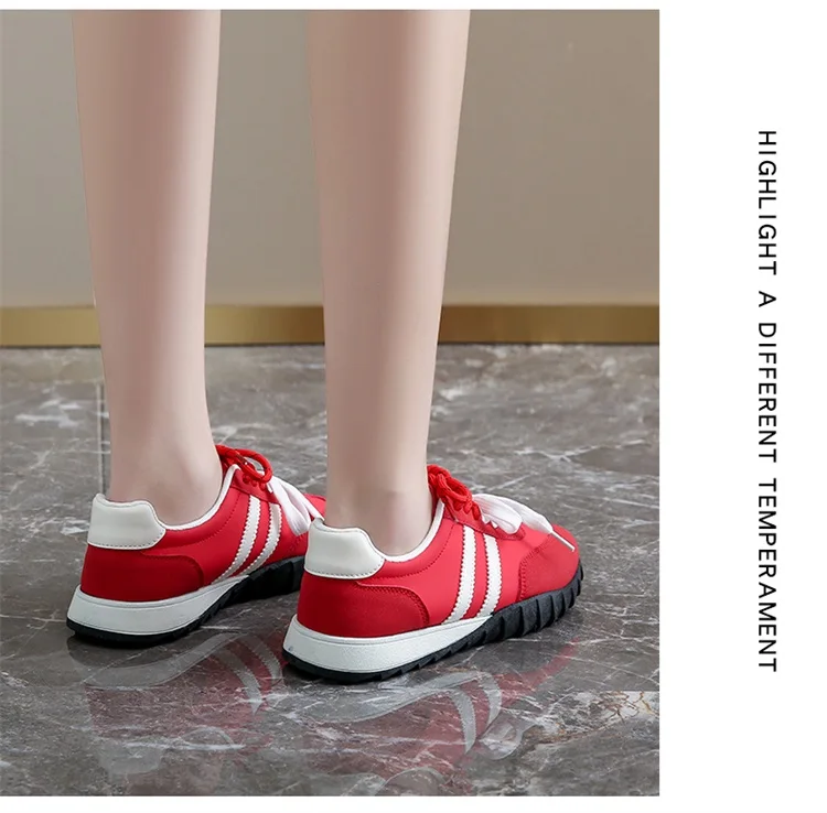 CRLAYDK 2024 Fall Fashion Women's Skateboard Shoes for Girls Lace Up Sneakers Walking Cute Flat Casual Tennis Low Top Loafers