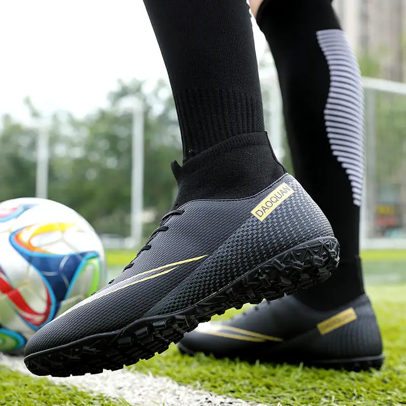 Quality Football Boots Men Football Shoes for Boys Soccer Shoes Football Sneaker Futsal Shoes Tenis Soccer Hombre Soccer Cleats