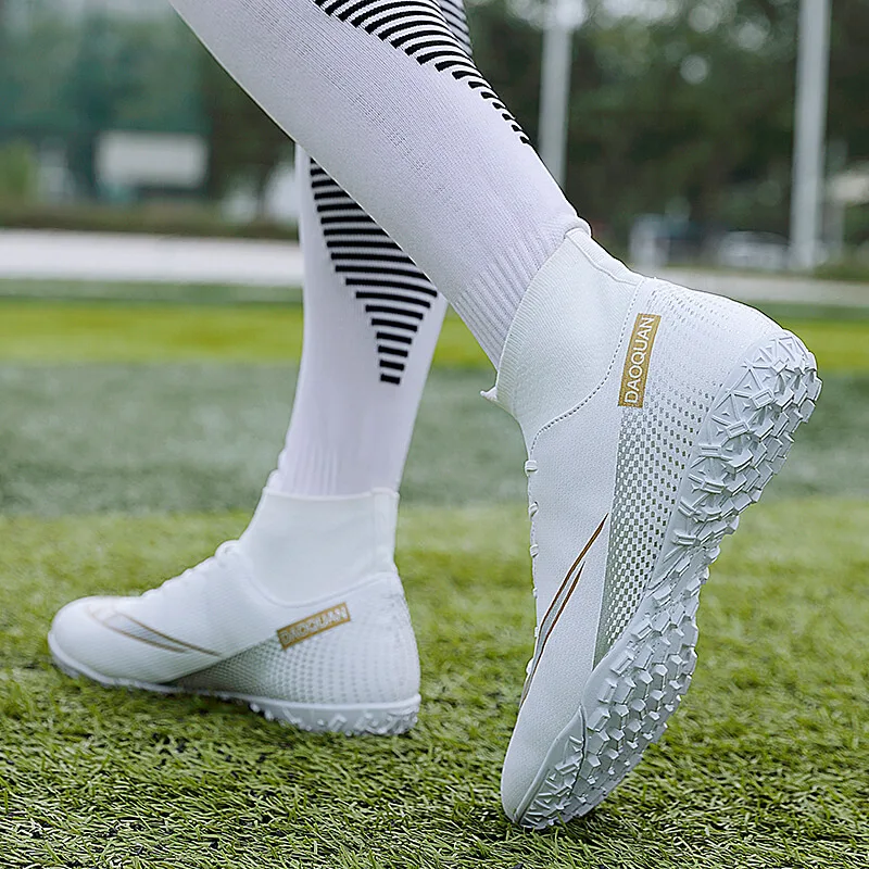 Quality Football Boots Men Football Shoes for Boys Soccer Shoes Football Sneaker Futsal Shoes Tenis Soccer Hombre Soccer Cleats